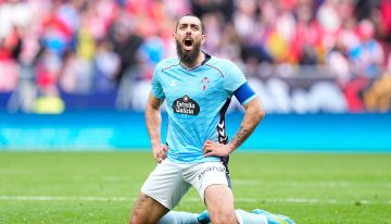 Una genialidad de Borja Iglesias derrota al Atlético y mantiene al Celta en la pelea por la Champions League