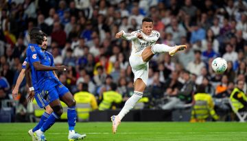 Dos goles no curan el desencanto del Bernabéu con el Real Madrid