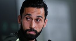 El último servicio del soldado Álvaro Arbeloa: cierre de filas total antes de un probable adiós