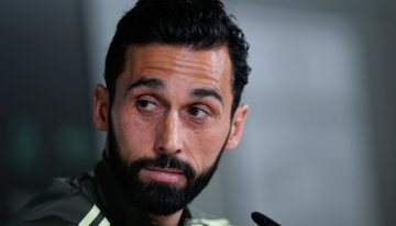 El último servicio del soldado Álvaro Arbeloa: cierre de filas total antes de un probable adiós