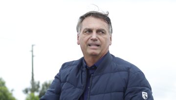 Bolsonaro deja la prisión domiciliaria para operarse un hombro