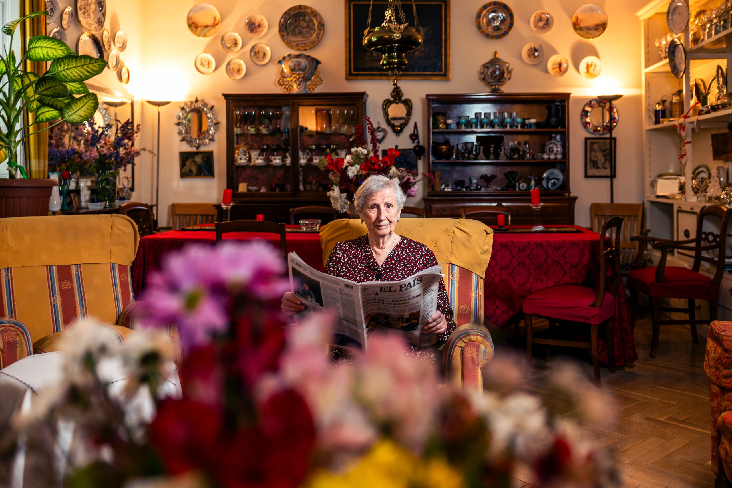 Antonio Talavera Pérez, lectora de EL PAÍS desde hace 50 años, el 28 de abril en su casa de Madrid. 