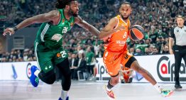El Valencia Basket resurge en el infierno de Atenas y prolonga la pelea por estar en la Final Four