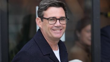 El alcalde de Mánchester deberá primero derrotar a la ultraderecha si quiere reemplazar a Starmer