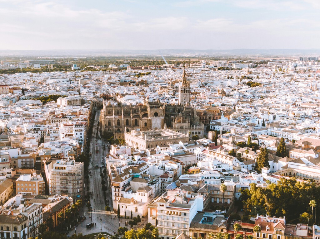 Resolviendo la paradoja de la vivienda en España: por qué suben los precios si bajan las compraventas
