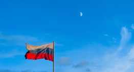 Rusia es la gran desaparecida de la carrera de la IA. No tiene ni chips ni talento, y su gran aliada solo le da las sobras