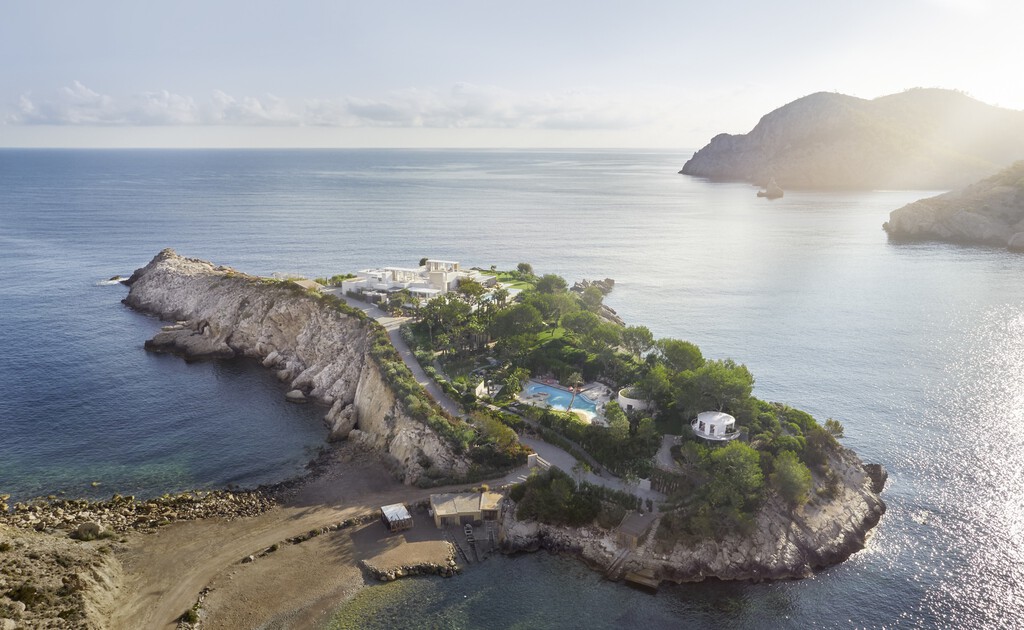 Los alquileres turísticos han tocado techo. En Ibiza alguien ha decidido seguir subiendo: 300.000 euros por una semana