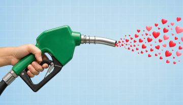 La gasolina está cara nivel: una app de citas se ha puesto a regalarla para que sus usuarios puedan quedar en persona