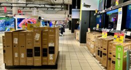 Carrefour está liquidando esta tele QLED de 50 pulgadas ideal para salones pequeños por menos de 300 euros