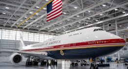 EEUU acaba de incorporar un nuevo Boeing 747 a su flota presidencial. Detrás hay un polémico regalo de Qatar