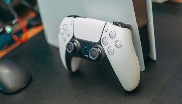 Nueva oportunidad para hacernos con una PlayStation 5 más barata: te puedes llevar una con lector por menos de 490 euros