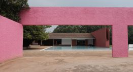 Creíamos que el aire acondicionado era la única forma de combatir el calor. Un arquitecto mexicano lleva décadas enfriando casas con pintura