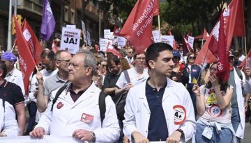 La reunión entre Sanidad y los médicos finaliza sin acuerdo: los sindicatos mantienen la huelga del 15 al 19 de junio
