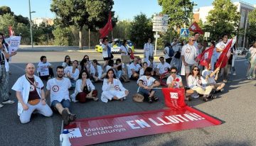 Arranca la jornada de huelga en Catalunya: los médicos de Tarragona se manifiestan y cortan la N-340