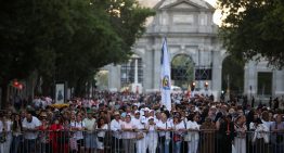 Visita del Papa León XIV, en directo | Miles de personas se congregan en Cibeles para la misa del Papa