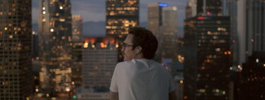 Nos encantaría decirte que 'Her' no se ha hecho realidad y que no hay gente teniendo citas con una IA, pero no podemos