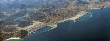 China ha encontrado un “túnel” gigante para introducir sus coches en Europa sin Europa. Y está frente a España