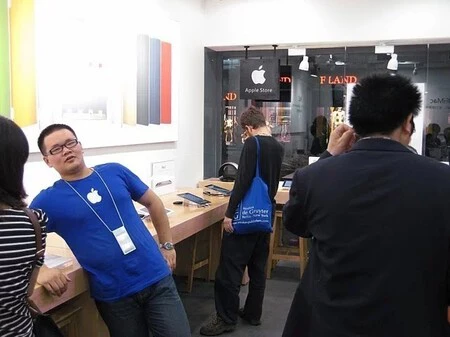 Apple Store falsa en china