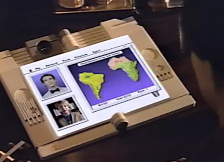 Knowledge Navigator durante una videollamada