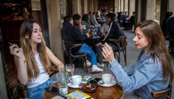 Casi medio millón de españoles intentó dejar de fumar el pasado año con medicamentos financiados