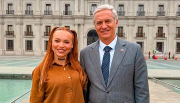 Kast recibe en La Moneda a la rapera ultra Angie Cornie: “Chile despertó y, si Dios quiere, España seguirá vuestros pasos”