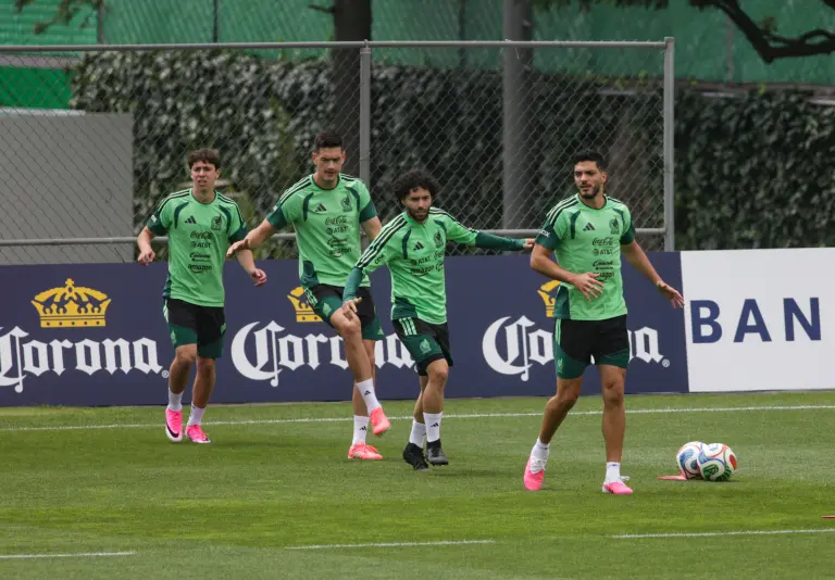 Selección Mexicana afianza armonía interna; la externa, aún en duda