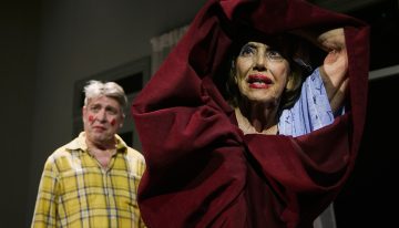 ‘Dinamarca’: alguna cosa està podrida en el teatre