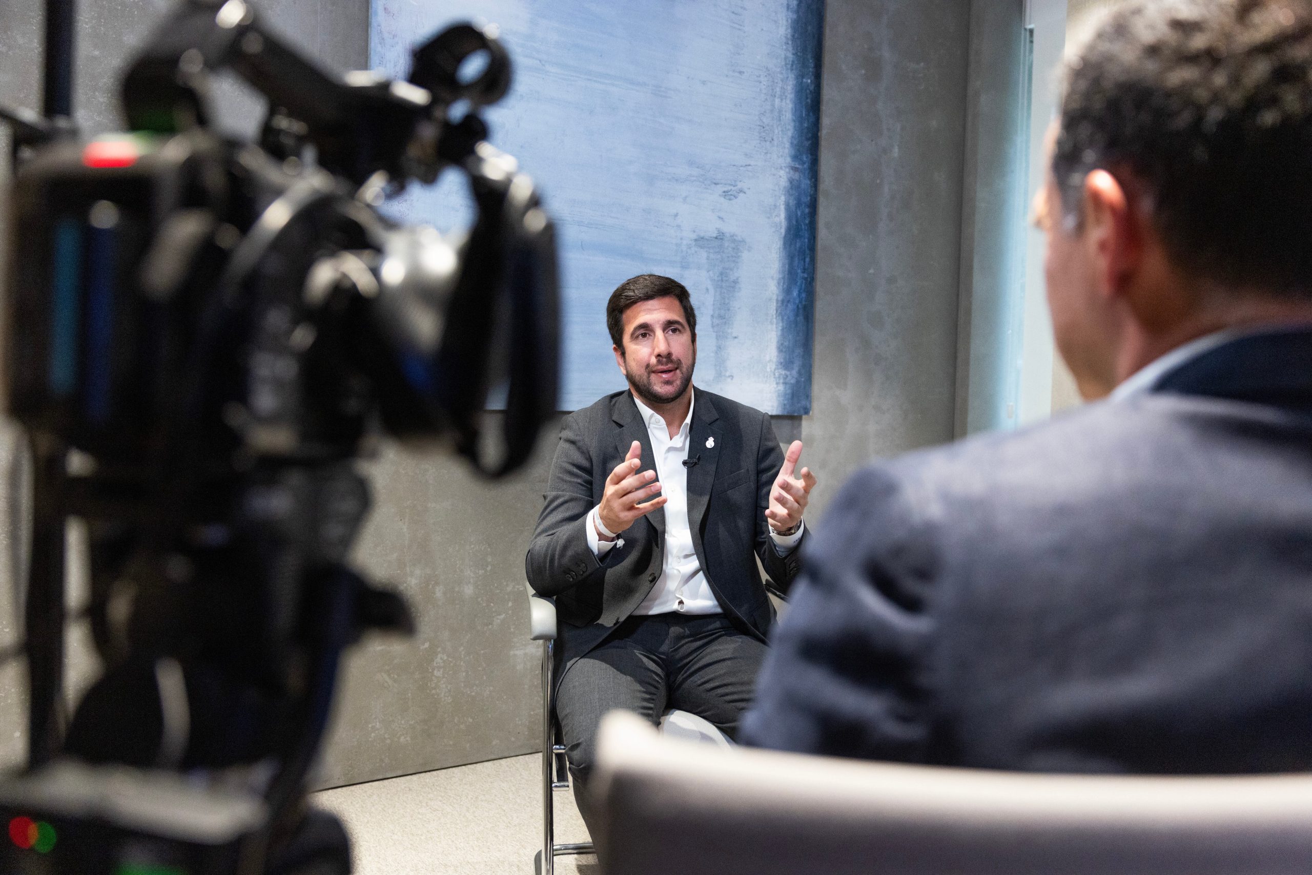 Enrique Riquelme, durante la entrevista.