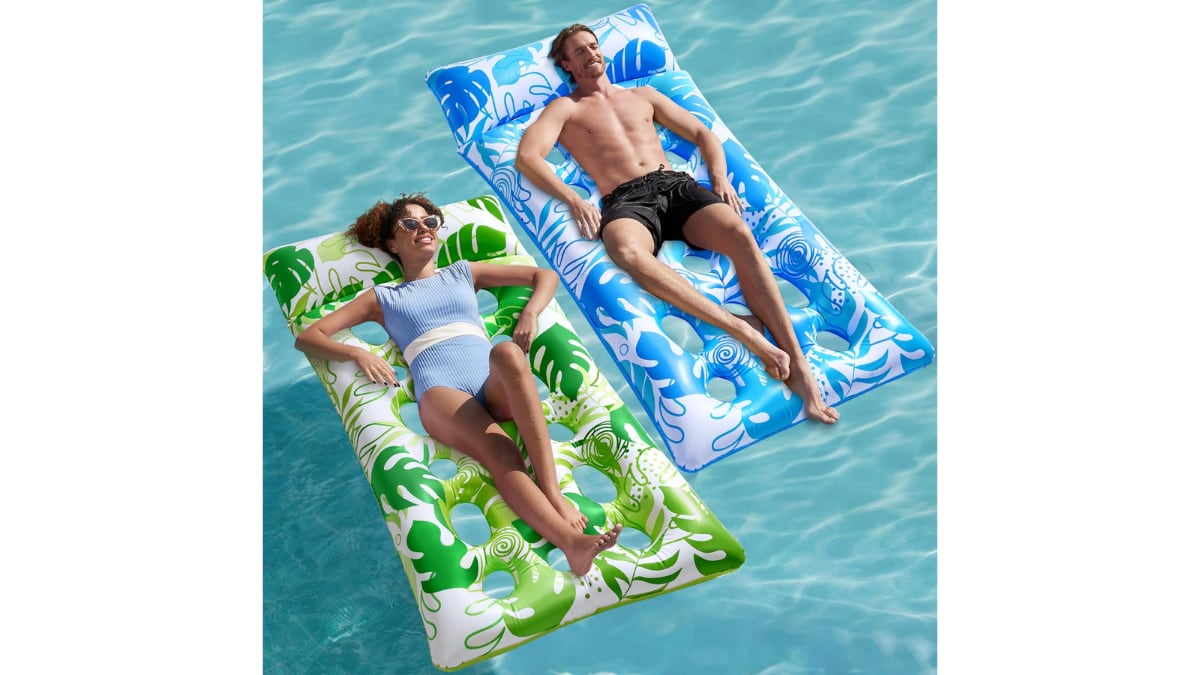 Juego de flotadores de piscina.
