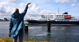 El ‘Hondius’ zarpa de nuevo: el crucero que sufrió el hantavirus viaja al Ártico cargado con empleados