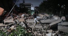 Dos potentes terremotos de 7,2 y 7,5 de magnitud sacuden el norte de Venezuela y golpean Caracas