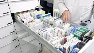 La Agencia Europea de Medicamentos recomienda la retirada de avacopan, un fármaco para dos enfermedades raras que causa daño hepático