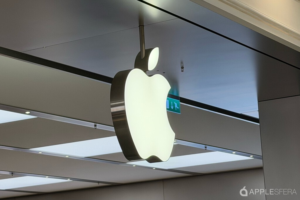 Tras años de juicios y burocracia, Apple está encaminada a una única salida: abrir iOS en todo el mundo 