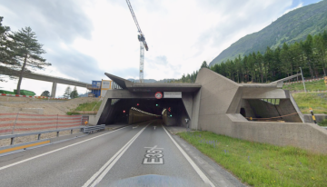 Un conductor ha cruzado uno de los túneles más largos de Europa a más de 170 km/h. Ahora tiene prohibido conducir en toda Suiza
