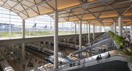 Polonia tiene 500 kilómetros de tren por construir y 32.000 millones de euros guardados. Y España quiere hacerse con ellos