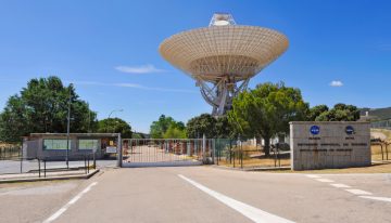“Se encuentra en una situación crítica”: el incendio en Madrid obliga a evacuar una instalación indispensable para la NASA