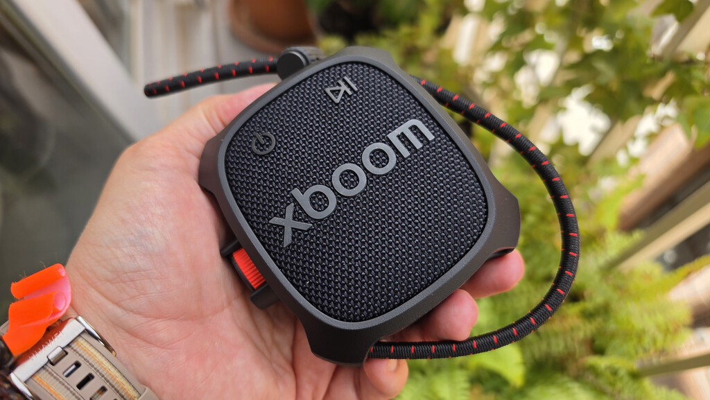 LG xboom Rock, análisis: pequeño, matón y sorprendentemente resistente a las inclemencias del verano