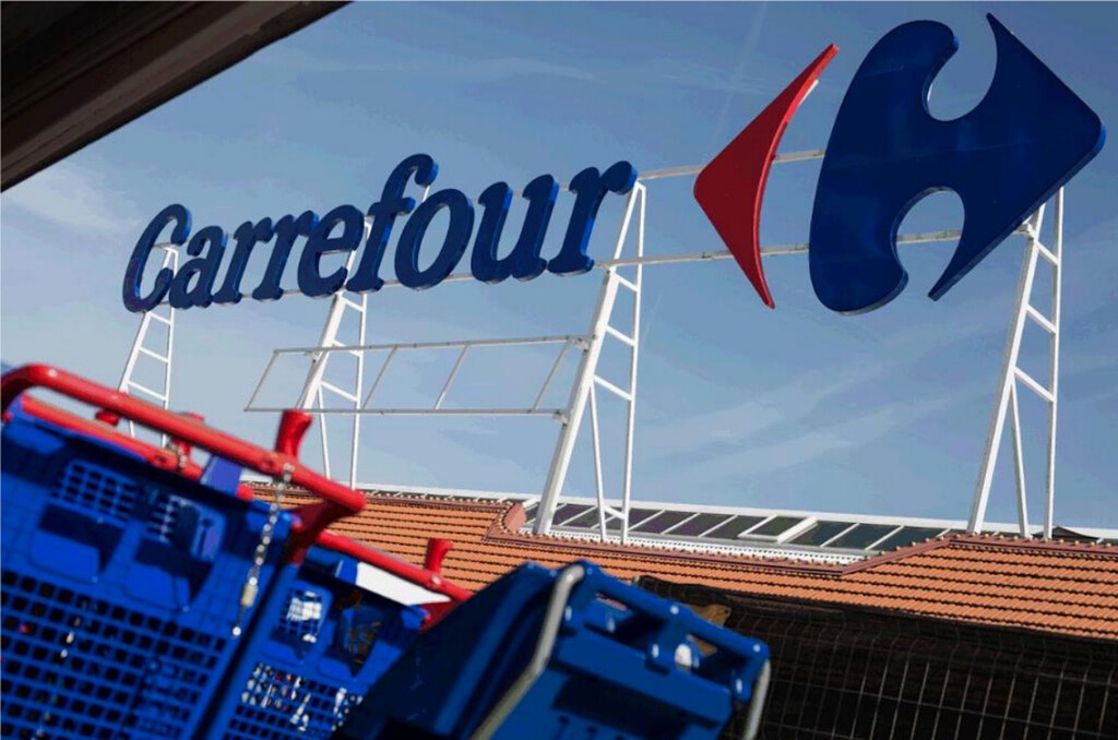 Carrefour vende este aire acondicionado portátil diferente al resto en diseño e ideal para aliviar la nueva ola de calor en casa