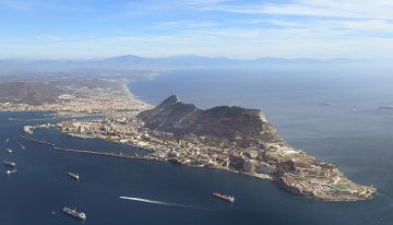 Gibraltar y Galicia están separados por 700 kilómetros, pero comparten algo: la respuesta a cómo pasamos de un idioma a otro