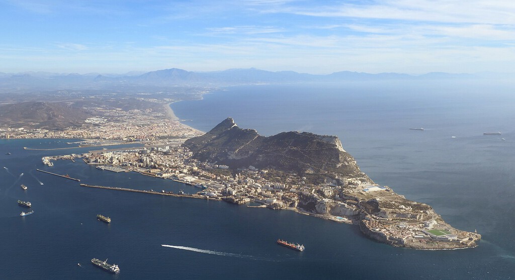 Gibraltar y Galicia están separados por 700 kilómetros, pero comparten algo: la respuesta a cómo pasamos de un idioma a otro