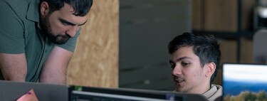 El mayor temor era que la IA nos quitara el trabajo. La realidad es que está reemplazando a quienes están aprendiendo a trabajar