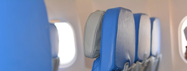 Da igual lo que intentes: es imposible abrir la puerta de una avión en pleno vuelo