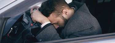 La cámara que te mira mientras conduces ya es obligatoria en coches nuevos. Y nadie te garantiza qué pasa con esos datos