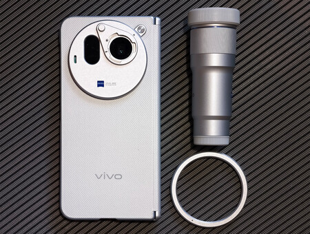 Vivo X Fold6 13