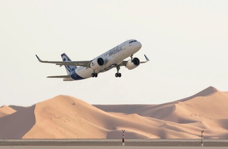 Airbus A320 2
