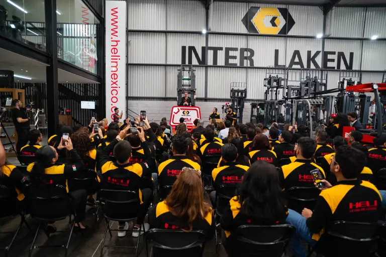 Interlaken Maquinaria inaugura su nuevo showroom y fortalece la presencia de la marca de montacargas HELI en México