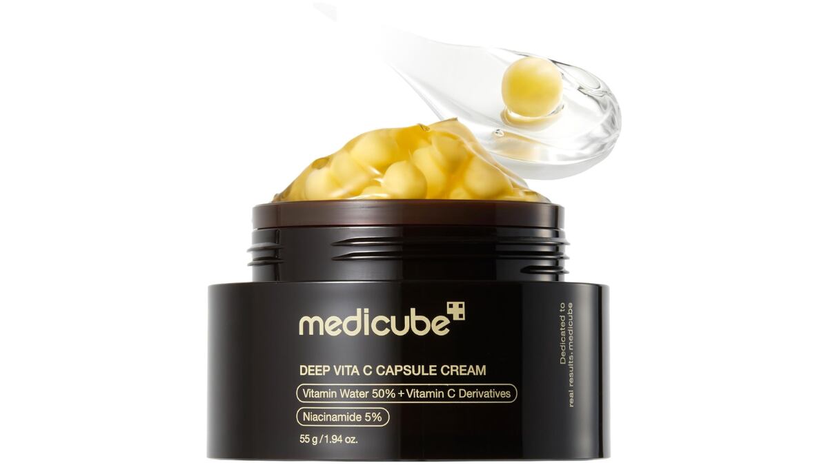Crema para pieles con manchas Medicube.