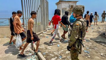 Última hora de la entrada de inmigrantes a Ceuta, en directo | 48.300 de los 50.000 migrantes que entraron en Ceuta ya han regresado a Marruecos