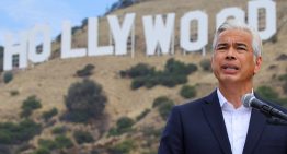 California, Nueva York y otros 10 Estados demócratas contraatacan en una demanda para frenar la fusión Warner-Paramount