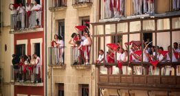 Primer encierro de San Fermín 2026, en directo | Los toros de la ganadería de Fuente Ymbro completan la carrera en dos minutos y 25 segundos
